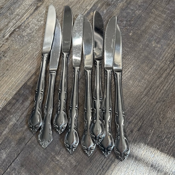 Hampton Court Elegant Vintage Silver Cutlery Set- 40 pieces - Picture 6 of 8